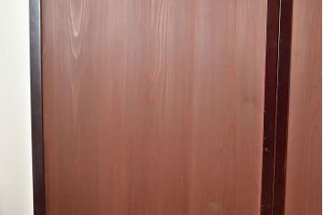 アンティーク建具　上手物　装飾が施された帯が目を引く上品な帯戸4枚セット(板戸、引き戸、建具)(R-048036)