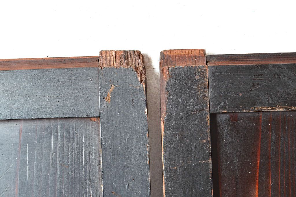 アンティーク建具　明治～大正期　黒い木枠がモダンで格好良い帯戸4枚セット　(R-048037)