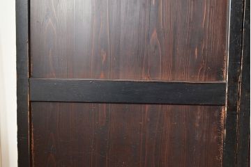 アンティーク建具　明治～大正期　黒い木枠がモダンで格好良い帯戸4枚セット　(R-048037)