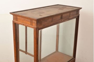 和製アンティーク　ノスタルジックな雰囲気を高める栓材製のガラスケース(ショーケース、陳列棚)(R-048040)