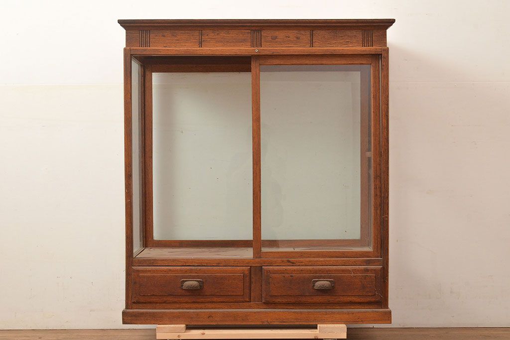 和製アンティーク　ノスタルジックな雰囲気を高める栓材製のガラスケース(ショーケース、陳列棚)(R-048040)