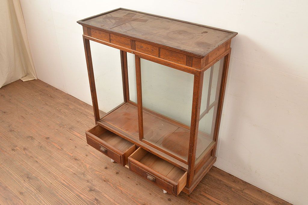 和製アンティーク　ノスタルジックな雰囲気を高める栓材製のガラスケース(ショーケース、陳列棚)(R-048040)