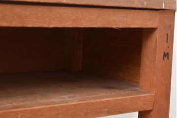 昭和レトロ　便利な棚付き!味のある木肌が楽しめるラワン材製の作業台(コンソールテーブル、カウンターテーブル)(R-048045)