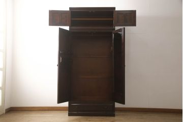 中古　北海道民芸家具　和・洋どちらの空間にも馴染みやすいシックなワードローブ(チェスト、衣装タンス)(R-048046)