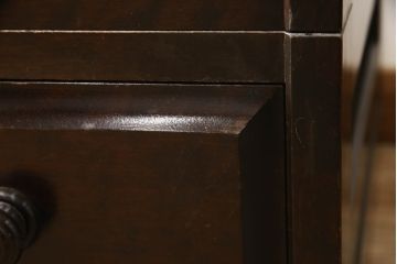 中古　北海道民芸家具　和・洋どちらの空間にも馴染みやすいシックなワードローブ(チェスト、衣装タンス)(R-048046)