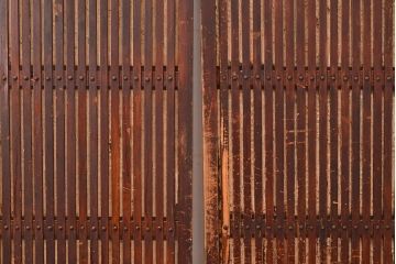 アンティーク建具　和モダンな空間づくりにおすすめの格子戸2枚セット(障子戸、引き戸、建具)(R-048054)