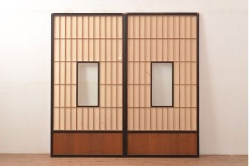 アンティーク建具　昭和初期　黒い框がモダンな印象を高める障子戸2枚セット　(R-048056)