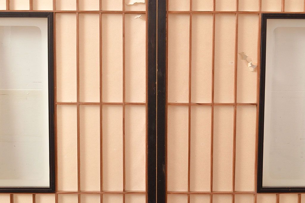 アンティーク建具　昭和初期　黒い框がモダンな印象を高める障子戸2枚セット　(R-048056)