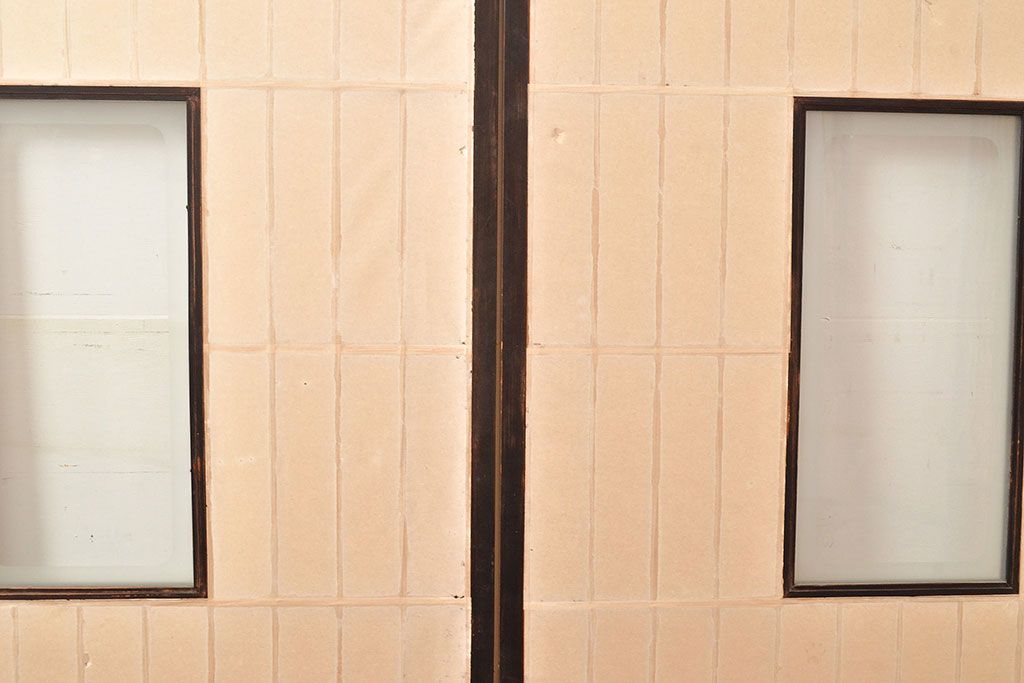 アンティーク建具　昭和初期　黒い框がモダンな印象を高める障子戸2枚セット　(R-048056)