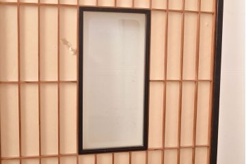 アンティーク建具　黒い框がモダンな印象を高める障子戸2枚セット(引き戸、建具)(R-048056)