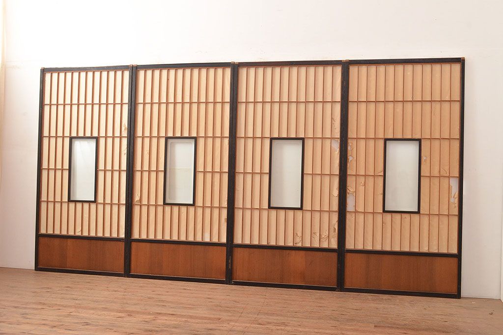 アンティーク建具　昭和初期　黒い框がモダンな印象を高める障子戸4枚セット　(R-048057)