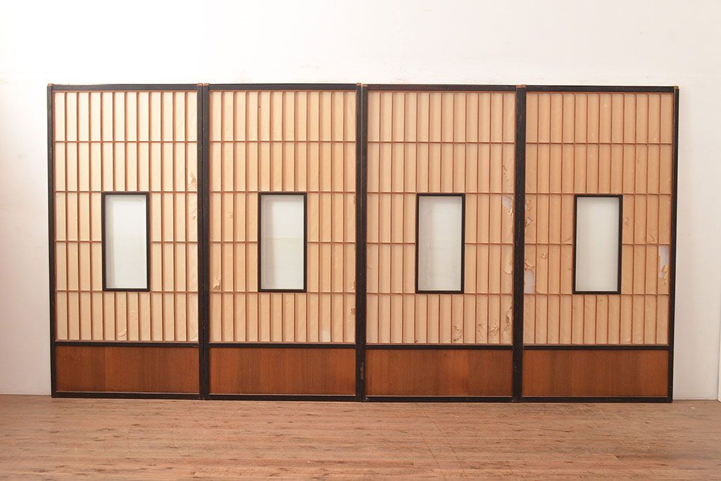 アンティーク建具　昭和初期　黒い框がモダンな印象を高める障子戸4枚セット　(R-048057)