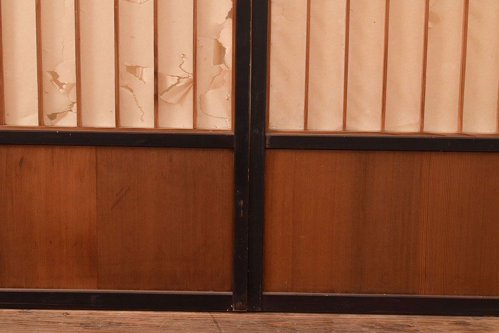 アンティーク建具　昭和初期　黒い框がモダンな印象を高める障子戸4枚セット　(R-048057)