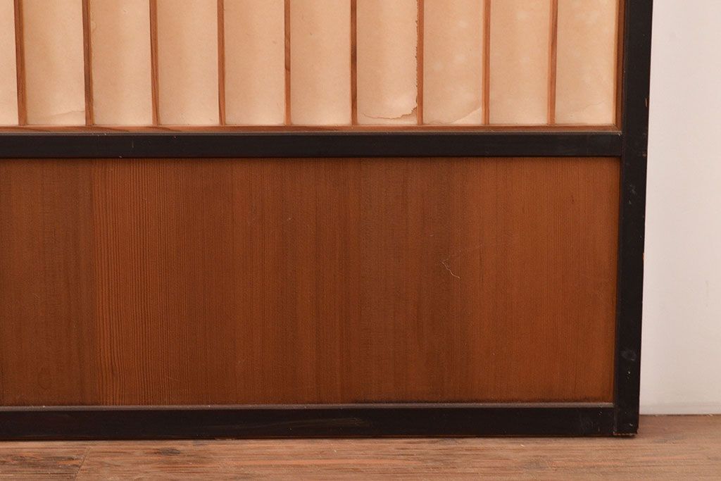 アンティーク建具　昭和初期　黒い框がモダンな印象を高める障子戸4枚セット　(R-048057)