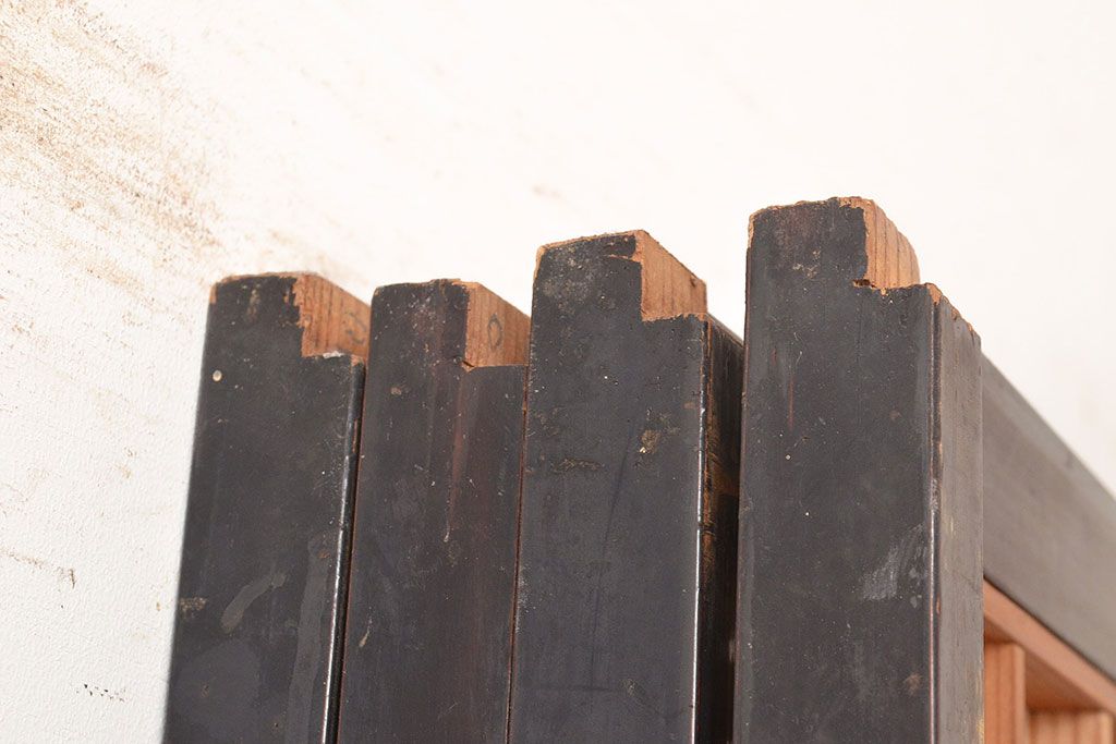 アンティーク建具　昭和初期　黒い框がモダンな印象を高める障子戸4枚セット　(R-048057)