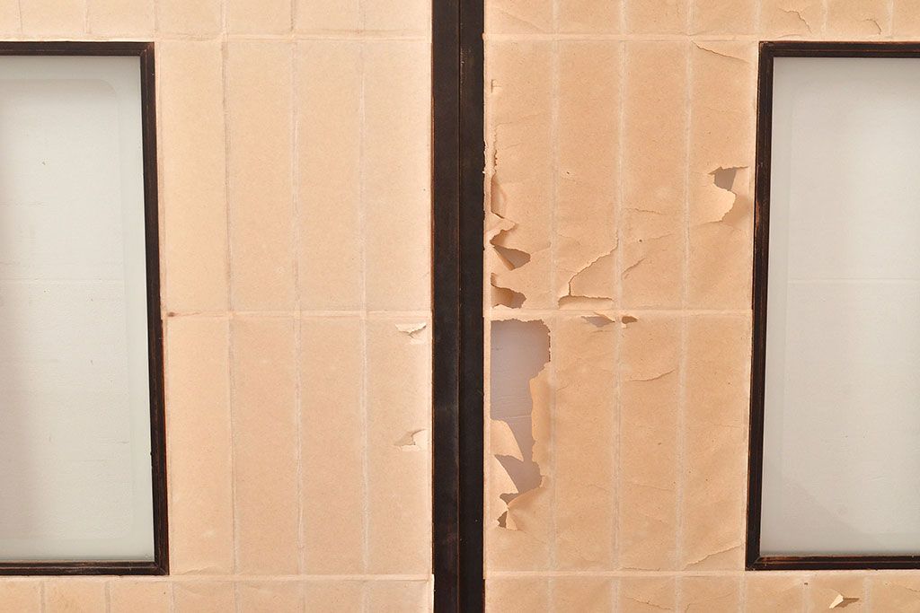 アンティーク建具　昭和初期　黒い框がモダンな印象を高める障子戸4枚セット　(R-048057)