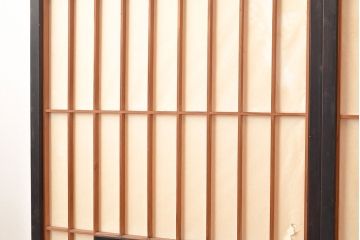 アンティーク建具　黒い框がモダンな印象を高める障子戸4枚セット(引き戸、建具)(R-048058)