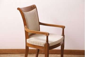 中古　DREXEL HERITAGE(ドレクセルヘリテイジ)のFRANCESCA(フランチェスカ)シリーズ　J917　優美なアームチェア(ダイニングチェア、椅子)(定価約22万円)(R-048061)