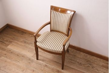 中古　DREXEL HERITAGE(ドレクセルヘリテイジ)のFRANCESCA(フランチェスカ)シリーズ　J917　優美なアームチェア(ダイニングチェア、椅子)(定価約22万円)(R-048061)