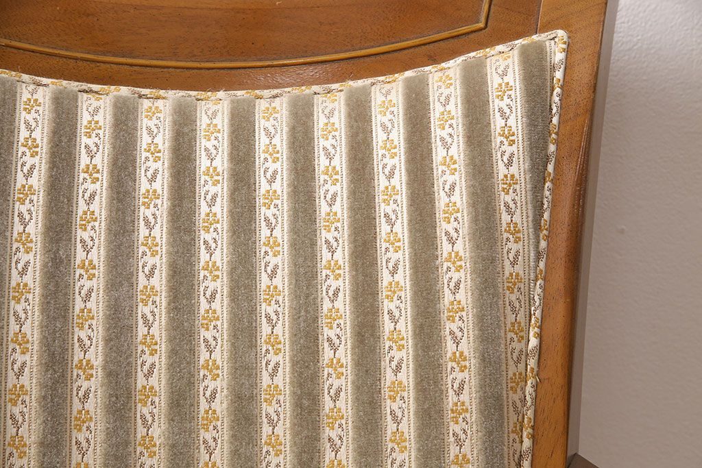 中古　DREXEL HERITAGE(ドレクセルヘリテイジ)のFRANCESCA(フランチェスカ)シリーズ　J917　優美なアームチェア(ダイニングチェア、椅子)(定価約22万円)(R-048061)