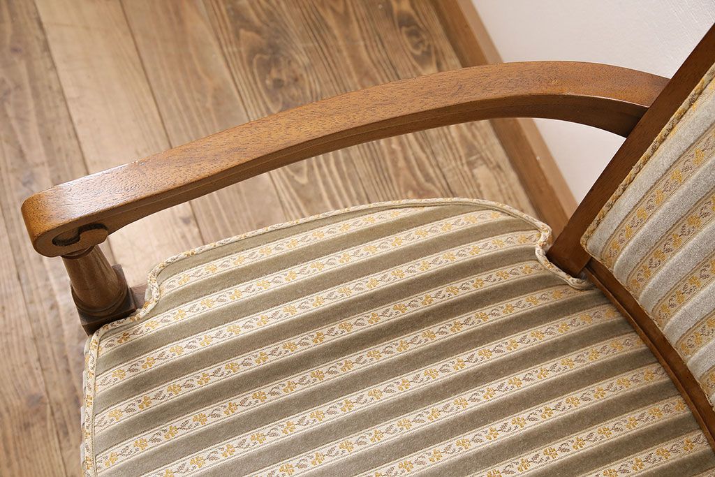 中古　DREXEL HERITAGE(ドレクセルヘリテイジ)のFRANCESCA(フランチェスカ)シリーズ　J917　優美なアームチェア(ダイニングチェア、椅子)(定価約22万円)(R-048061)