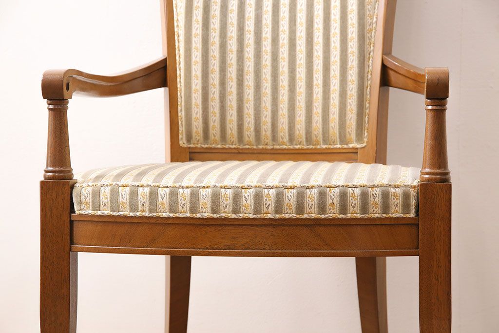 中古　DREXEL HERITAGE(ドレクセルヘリテイジ)のFRANCESCA(フランチェスカ)シリーズ　J917　優美なアームチェア(ダイニングチェア、椅子)(定価約22万円)(R-048061)