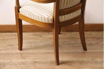 中古　DREXEL HERITAGE(ドレクセルヘリテイジ)のFRANCESCA(フランチェスカ)シリーズ　J917　優美なアームチェア(ダイニングチェア、椅子)(定価約22万円)(R-048061)