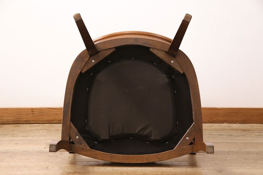 中古　DREXEL HERITAGE(ドレクセルヘリテイジ)のFRANCESCA(フランチェスカ)シリーズ　J917　優美なアームチェア(ダイニングチェア、椅子)(定価約22万円)(R-048061)