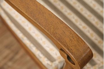 中古　DREXEL HERITAGE(ドレクセルヘリテイジ)のFRANCESCA(フランチェスカ)シリーズ　J917　優美なアームチェア(ダイニングチェア、椅子)(定価約22万円)(R-048062)