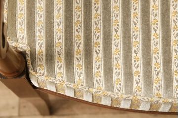 中古　DREXEL HERITAGE(ドレクセルヘリテイジ)のFRANCESCA(フランチェスカ)シリーズ　J917　優美なアームチェア(ダイニングチェア、椅子)(定価約22万円)(R-048064)