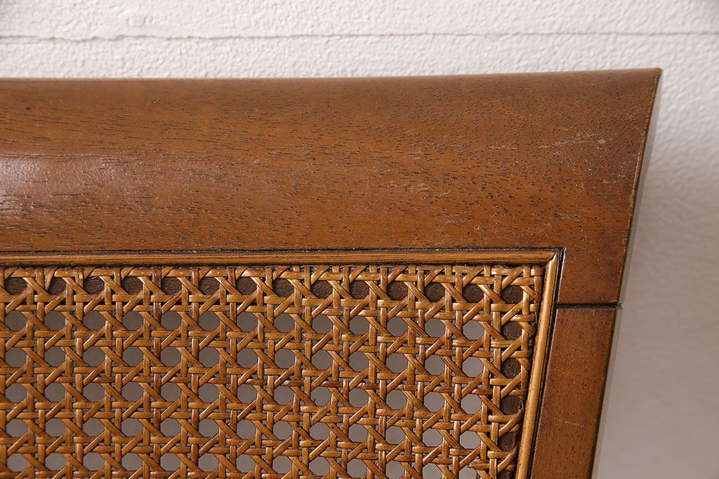 中古　DREXEL HERITAGE(ドレクセルヘリテイジ)のFRANCESCA(フランチェスカ)シリーズ　J917　気品のあるサイドチェア(ダイニングチェア、椅子)(定価約16万円)(R-048065)