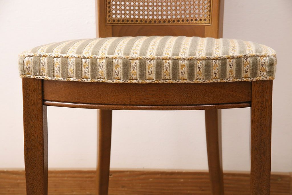 中古　DREXEL HERITAGE(ドレクセルヘリテイジ)のFRANCESCA(フランチェスカ)シリーズ　J917　気品のあるサイドチェア(ダイニングチェア、椅子)(定価約16万円)(R-048066)