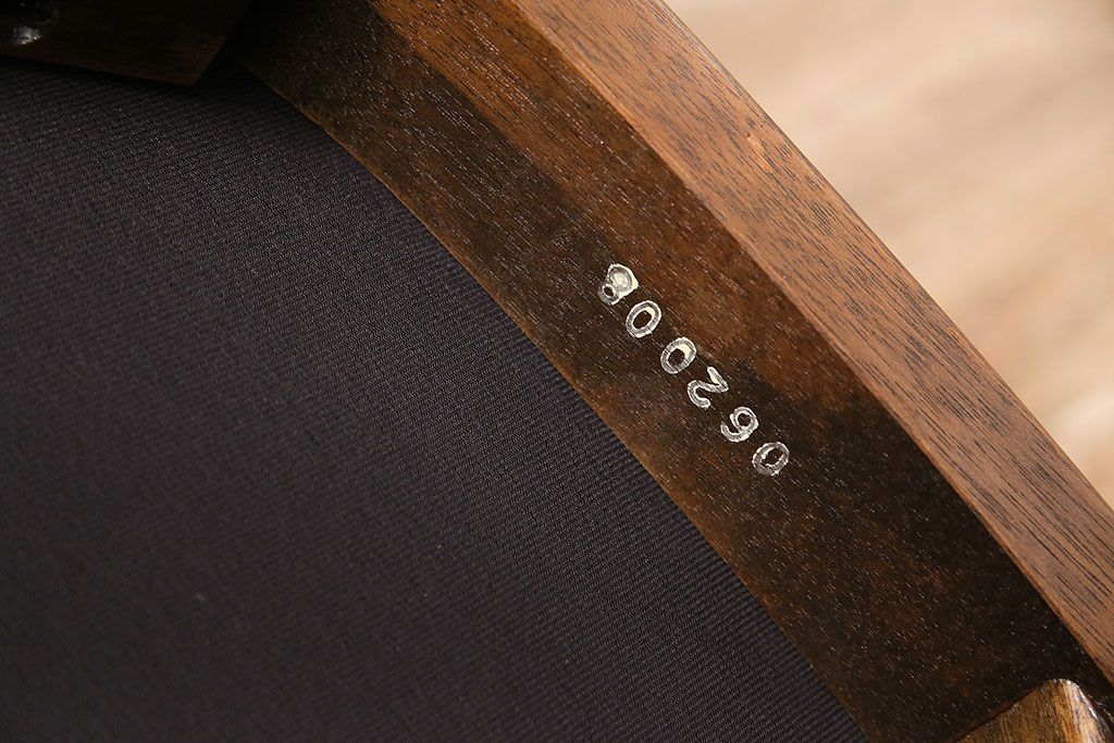 中古　DREXEL HERITAGE(ドレクセルヘリテイジ)のFRANCESCA(フランチェスカ)シリーズ　J917　気品のあるサイドチェア(ダイニングチェア、椅子)(定価約16万円)(R-048066)