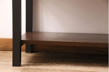 和製アンティーク　当店リメイク　桐材　十字金具が存在感を放つ観音開きの時代箪笥サイドボード(引き出し)(R-048077)