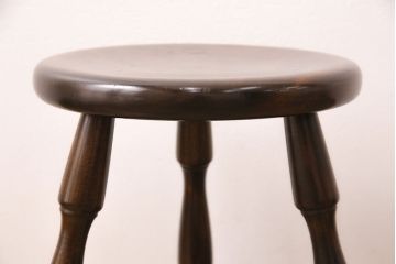 中古　松本民芸家具　花台としても活躍する温もりあふれる三脚スツール(椅子、花台)(R-048082)
