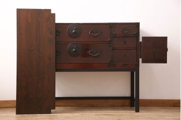 和製アンティーク　リメイク品　和の情緒溢れる米沢箪笥サイドボード(時代箪笥、衣装箪笥、引き出し)(R-048084)