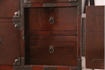 和製アンティーク　リメイク品　和の情緒溢れる米沢箪笥サイドボード(時代箪笥、衣装箪笥、引き出し)(R-048084)