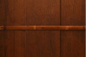 中古　品のある佇まいが魅力の置水屋(置き水屋、茶水屋、戸棚、食器棚、茶棚)(R-048085)