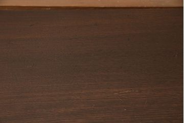 和製アンティーク　和洋折衷な佇まいが魅力の栓材製の文机(座卓、ローテーブル、センターテーブル)(R-048092)
