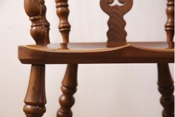 中古　松本民芸家具　ケヤキ材製　木の温もりを感じる上品なボウバックウィンザーチェア(ダイニングチェア、椅子、アームチェア、ウインザーチェア)(R-048093)