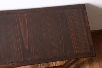 和製アンティーク　シンプルで落ち着いた佇まいが空間に馴染みやすい戸棚(収納棚、キャビネット、飾り棚)(R-048107)