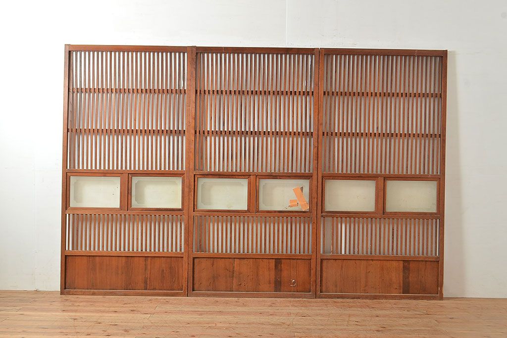 和製アンティーク　昭和初期　上品な和の雰囲気を演出する格子戸3枚セット　(R-048113)