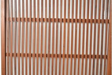 和製アンティーク　昭和初期　上品な和の雰囲気を演出する格子戸3枚セット　(R-048113)