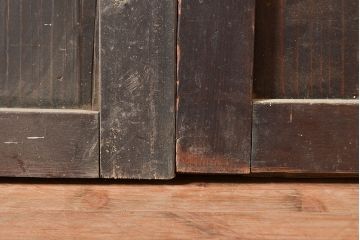 アンティーク建具　明治大正期　和モダンな雰囲気漂う渋く格好良い格子帯戸2枚セット(引き戸、建具)(R-048115)