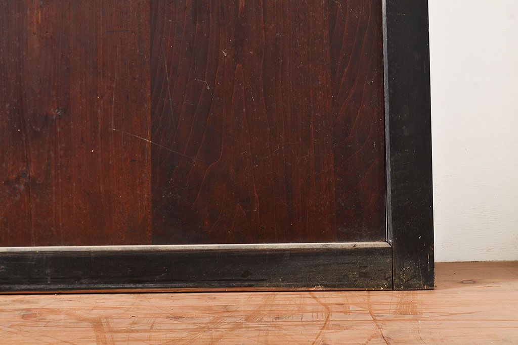 アンティーク建具　明治期　黒塗りの木枠がアクセントの上品な帯戸4枚セット　(R-048117)