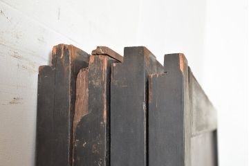 アンティーク建具　明治期　黒塗りの木枠がアクセントの上品な帯戸4枚セット　(R-048117)