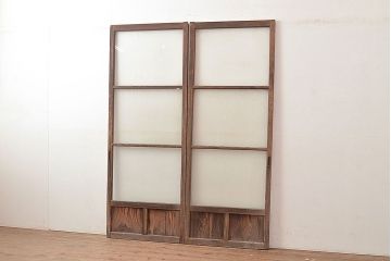 アンティーク建具　銀モール・すりガラス　古き良き時代を感じさせるレトロなガラス戸2枚セット(引き戸、建具)(R-048121)