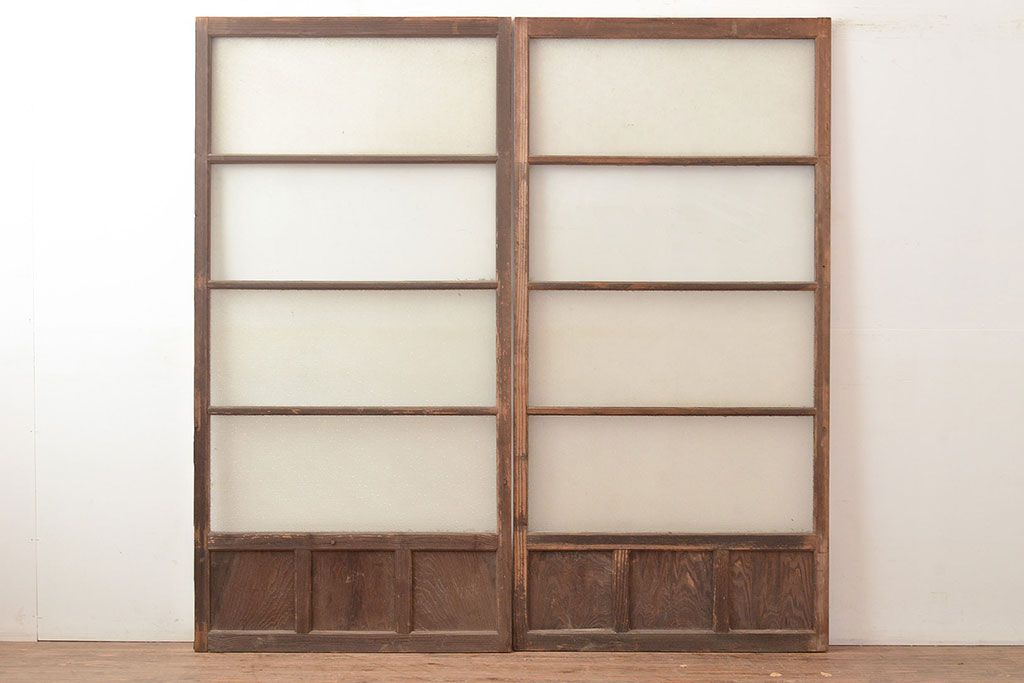 和製アンティーク　ダイヤガラス・すりガラス　光を優しく取り込む、ノスタルジックな雰囲気のガラス戸2枚セット(引き戸、建具)(R-048123)