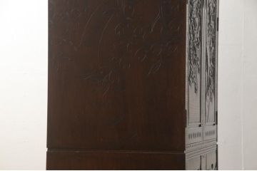 中古　伝統工芸・軽井沢彫り　大坂屋製　満開に咲く桜の彫りが見事なワードローブ(洋服タンス)(R-048139)