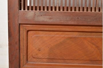 アンティーク建具　腰板ケヤキ材　整然と並ぶ縦桟が和の風情漂う裏障子付き格子戸2枚セット(引き戸、建具)(R-048140)
